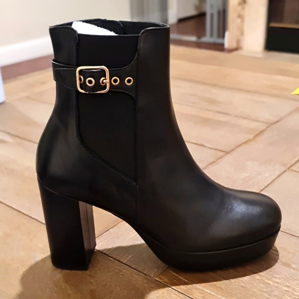 Claudie Pierlot, size eu 39, black leather